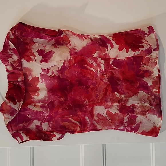 Jones New York Red Ruffled Fitted Blouse - Picture 3 of 3